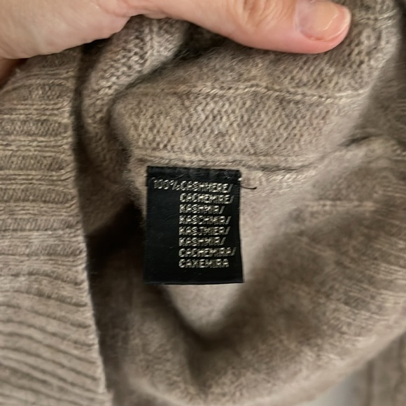 Ralph Lauren Black label cashmere turtleneck - Picture 3 of 4